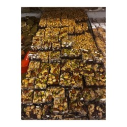 Halep Tatlısı Karışık Kuruyemişli 500 Gr - Darende Kayısı
